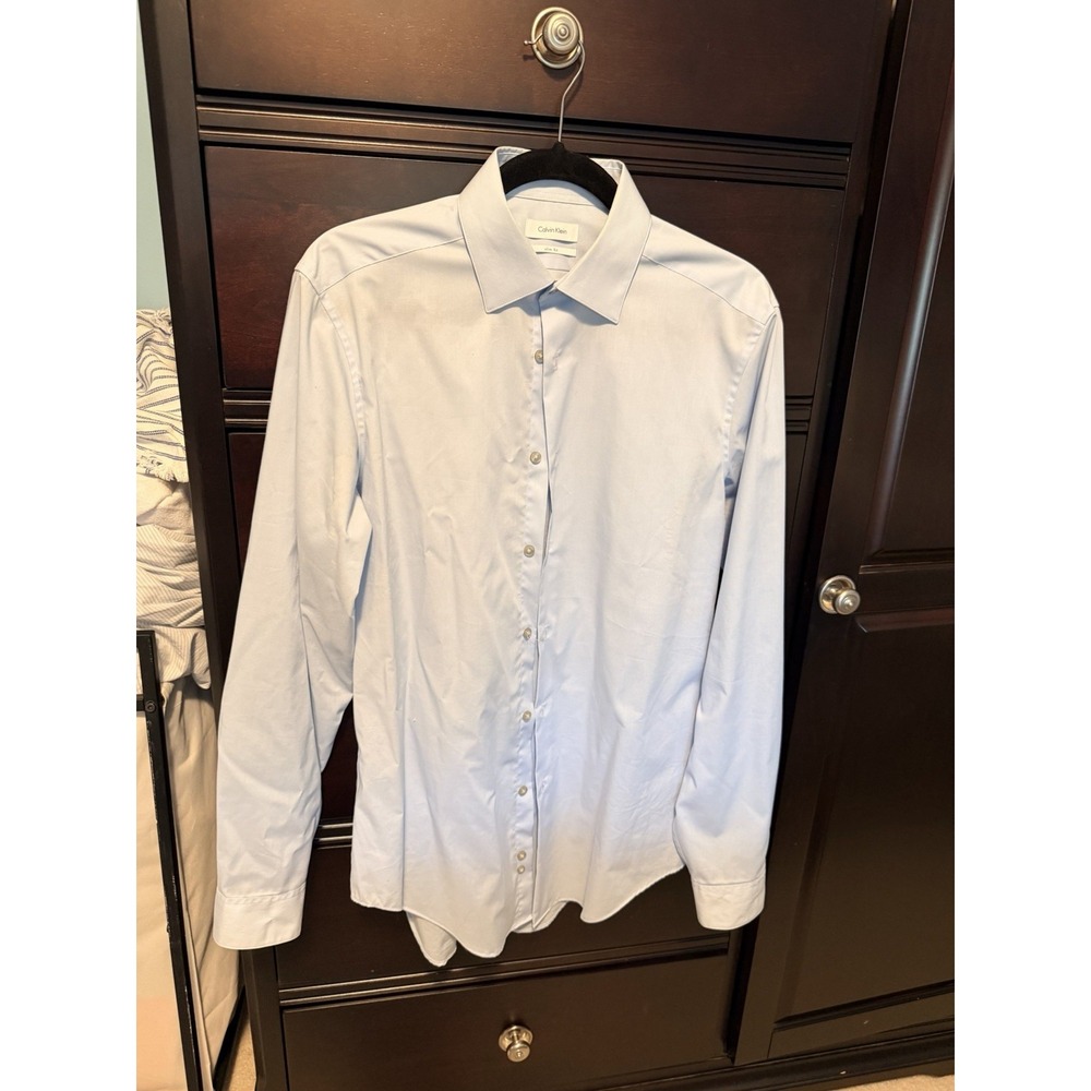 Calvin Klein Men's Slim Fit Blue Solid Dress Shirt 15.5 Neck 34/35 Long Sleeve